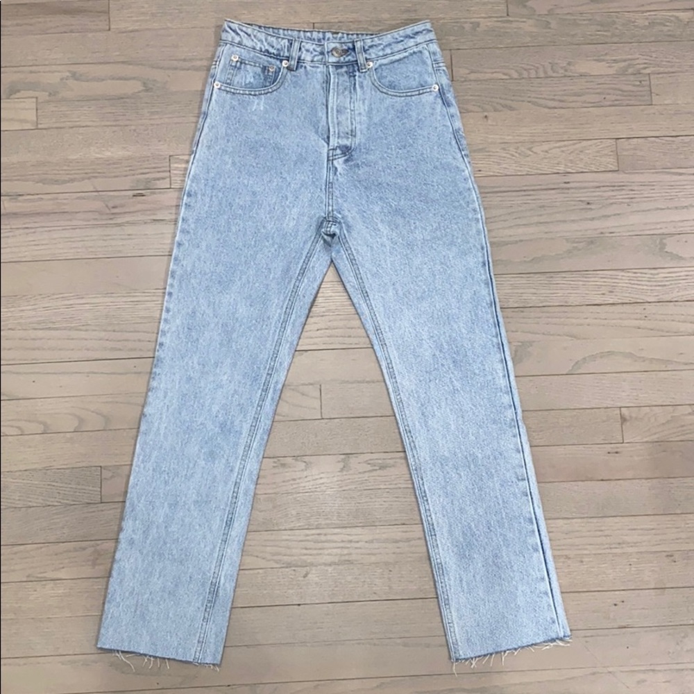 LUNA B | Light Denim Jeans